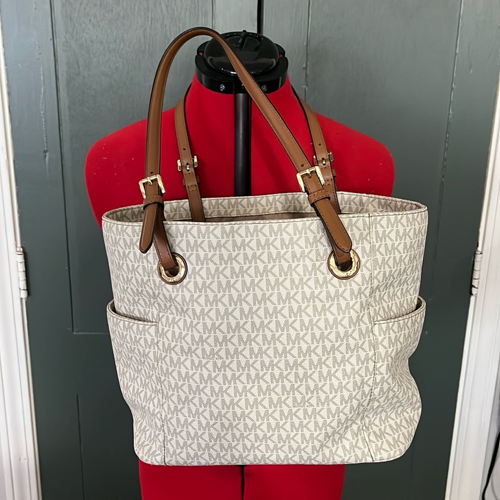 Michael Kors shoulder bag